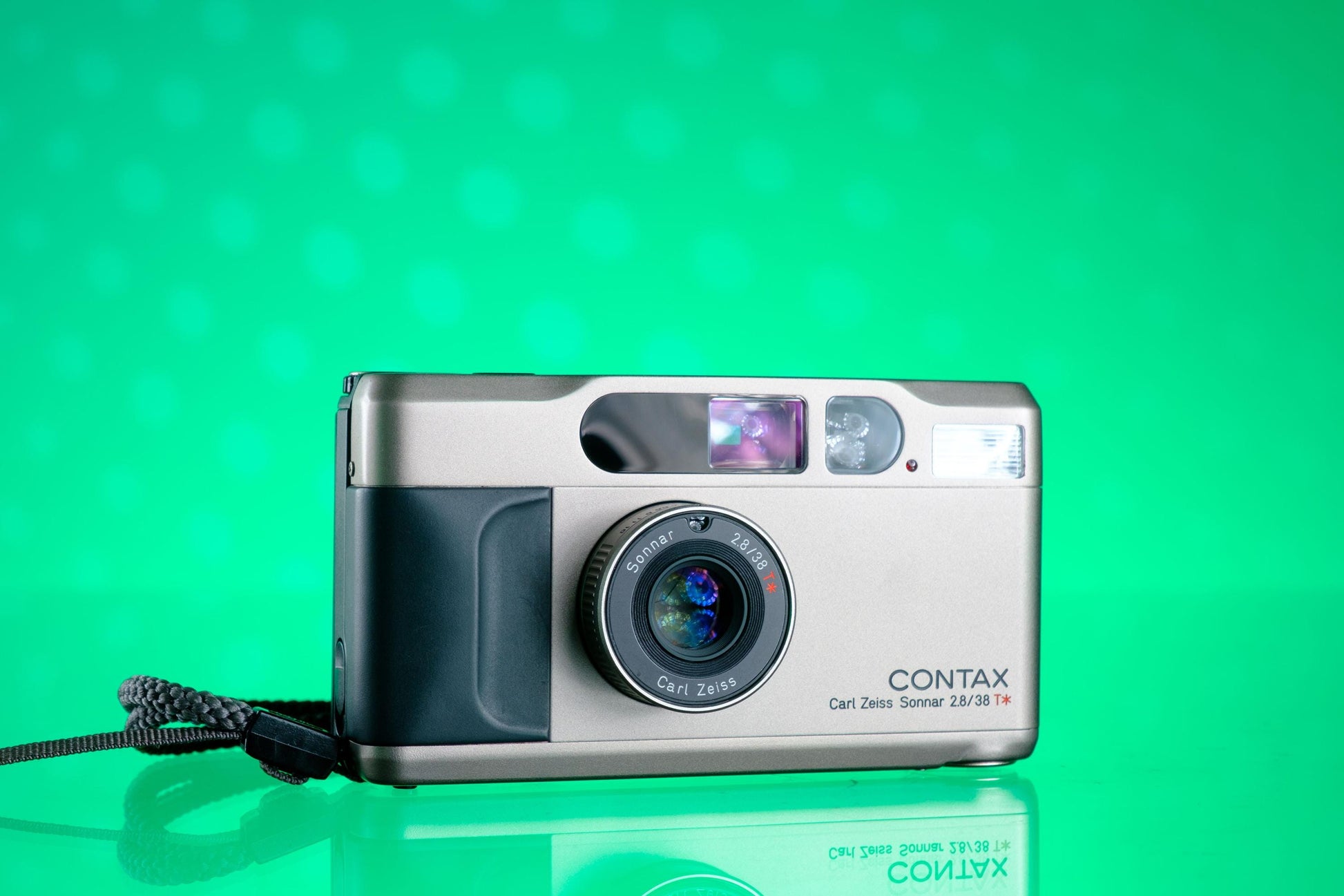 Contax T2 35mm Point and Shoot Camera Film Tested!