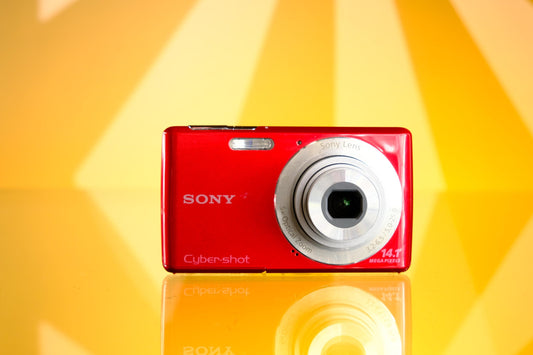 Sony Cyber-shot DSC-W210 Digicam Digital Camera Point and Shoot - Red Starter Kit