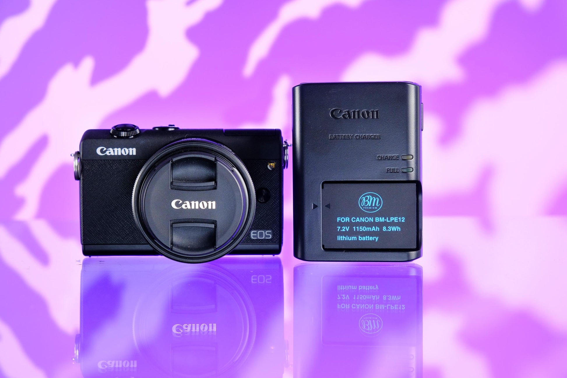 Canon EOS M200 + 15-45mm + Charger w/ 3 batteries