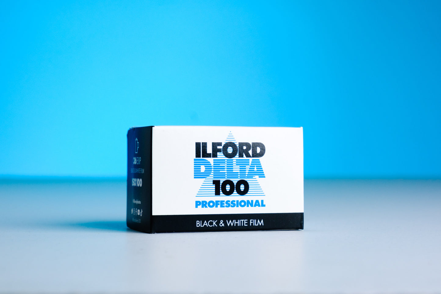 Ilford Delta 100 36exp - 35mm Black and White Negative Film